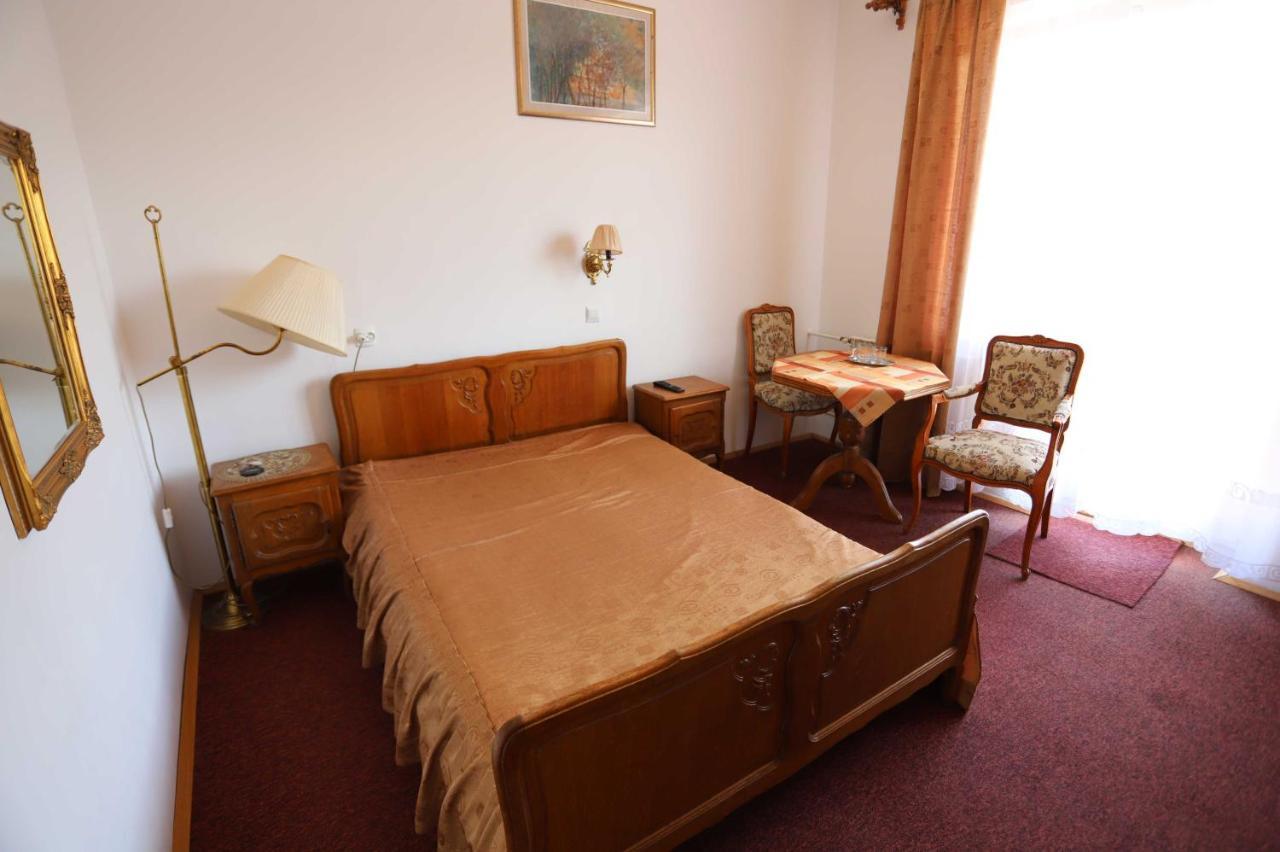 Domy Wczasowe Tryumfy Bed & Breakfast Krynica Zdroj Exterior photo